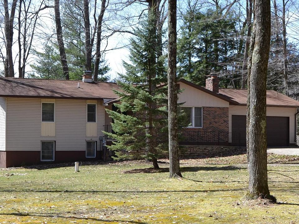 1st image of 21345 Forest Lake Dr