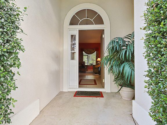 2nd image of 5557 London Lake Dr