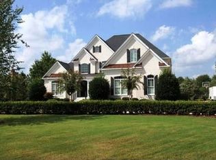 3203 Evans St, Greenville, NC 27858