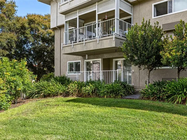 2390 Via Mariposa W Unit 1H, Laguna Woods, CA 92637