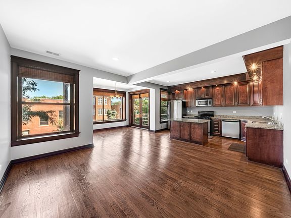 2nd image of 4346 N Spaulding Ave #3