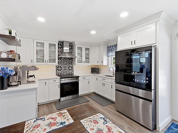 5th image of 202 Whittier Drive