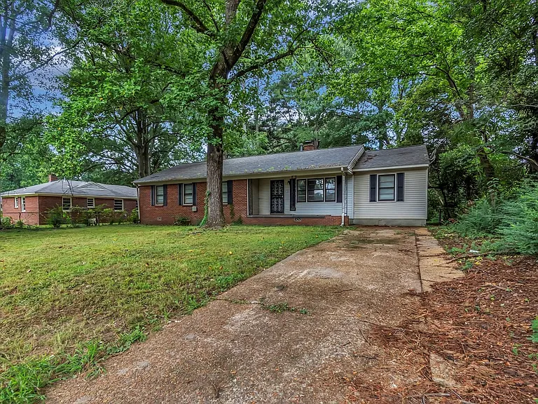 401 Conwell Rd — Photo 3