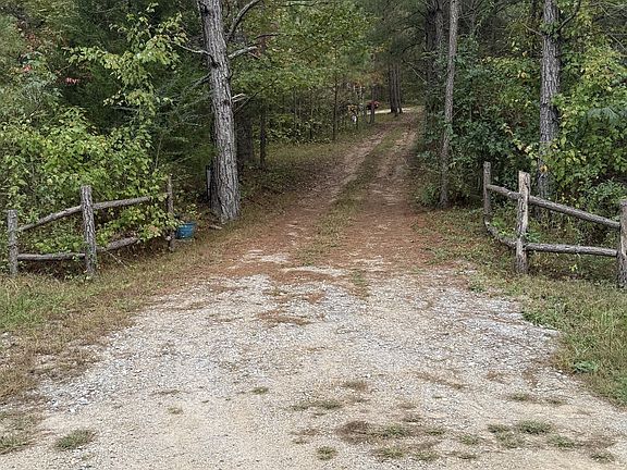 2nd image of 646 Brush Creek Rd