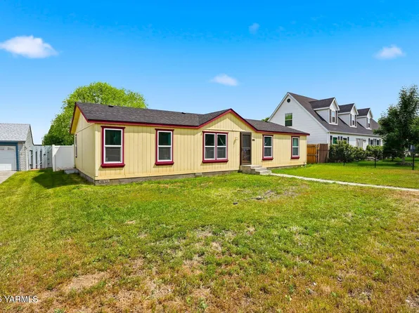 7107 Gregory Pl, Yakima, WA 98908