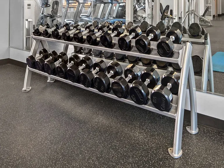 100-york-amenities-interiors-3r