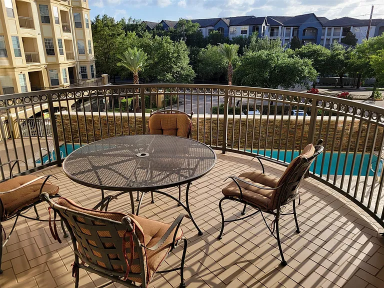 7575 Kirby Dr #1211 — Photo 1