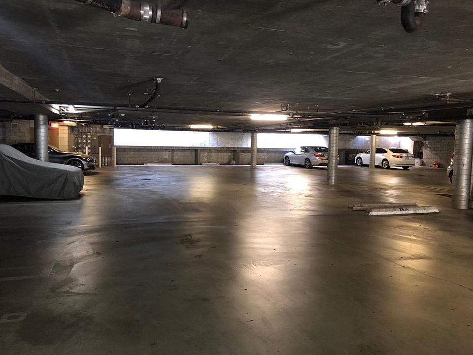 1st image of 616 N Kenwood St APT 12
