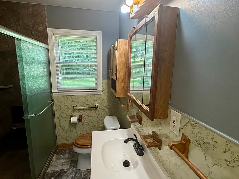 208 Crescent Dr — Photo 13