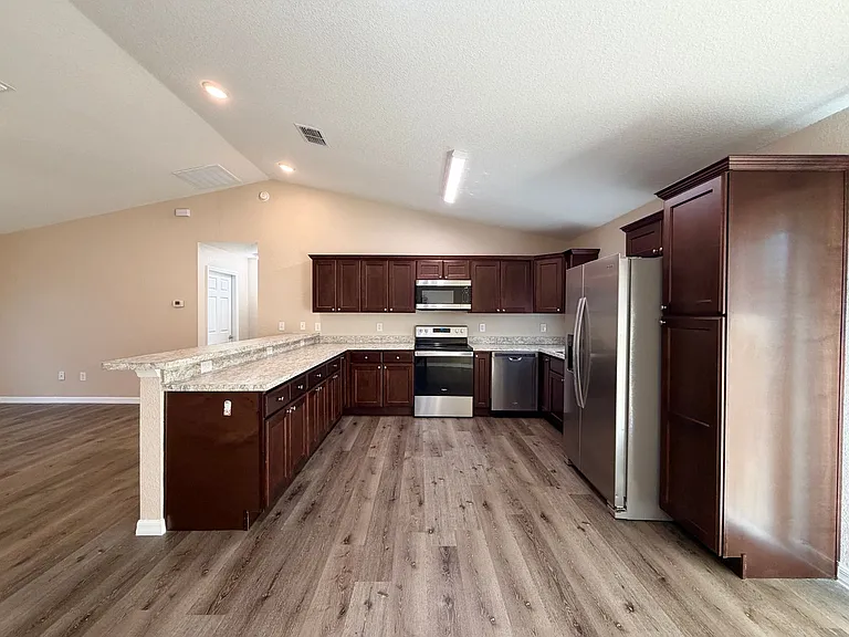 338 Larch Rd — Photo 14