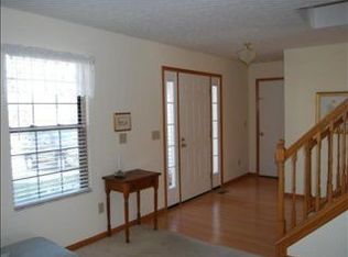 7869 Royal Park Dr, Lewis Center, OH 43035