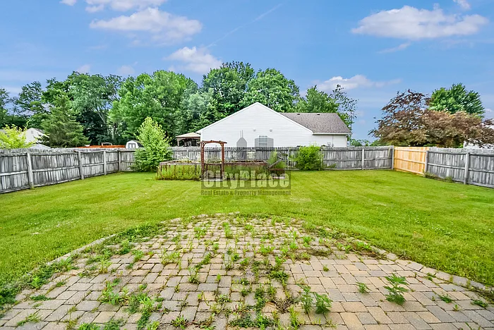 263 Brooks Bnd — Photo 5