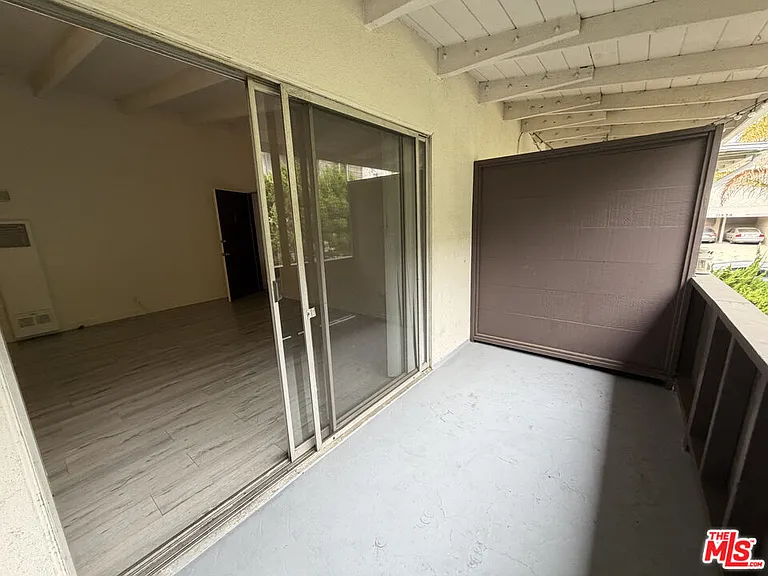 11842 Goshen Ave #5 — Photo 7