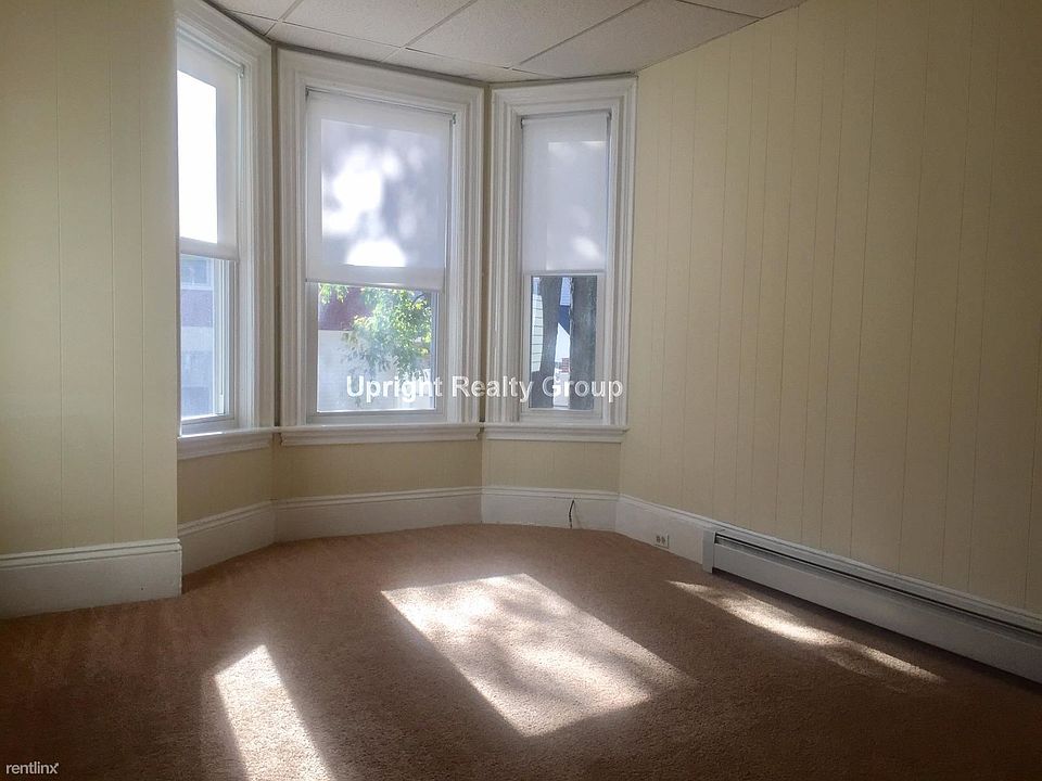 15 Blossom St. #5 Leominster Unit Photo 11