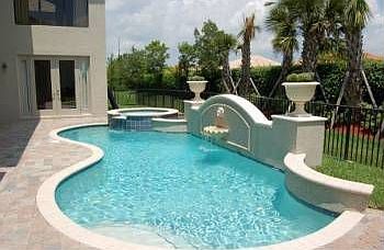 5th image of 10662 Versailles Blvd