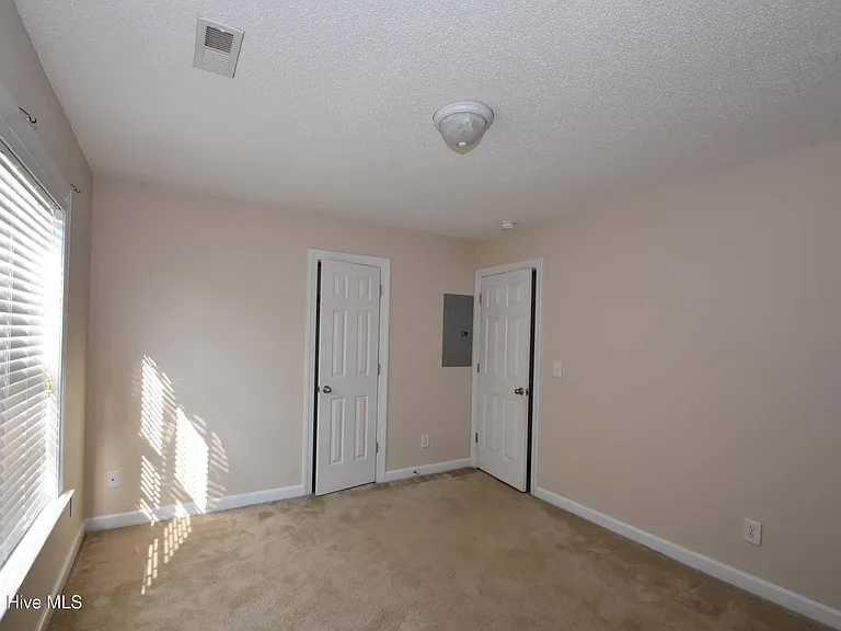 1205 Price Dr #B — Photo 18