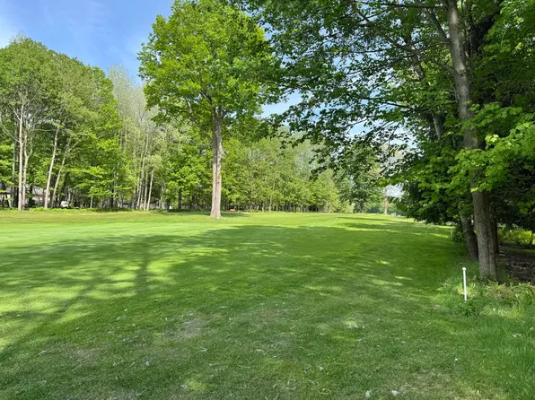 9368 Club House Dr W #549, Stanwood, MI 49346