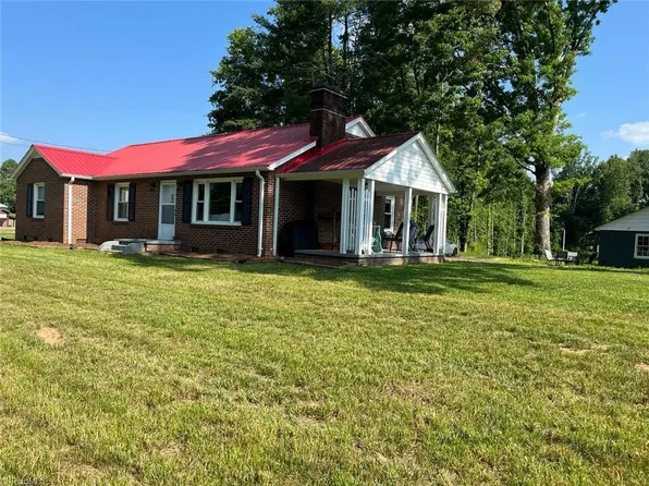 5528 Elkin Hwy, North Wilkesboro, NC 28659