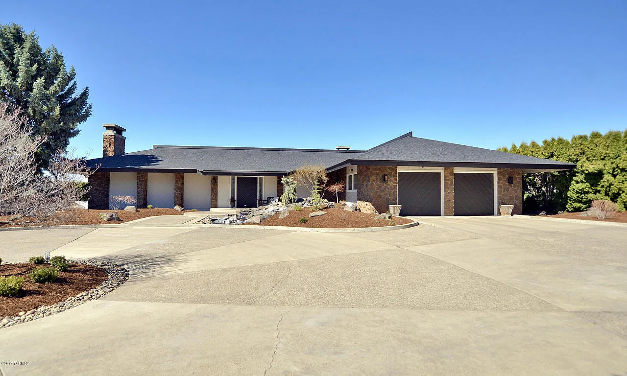 5311 Bitterroot Way photo 1