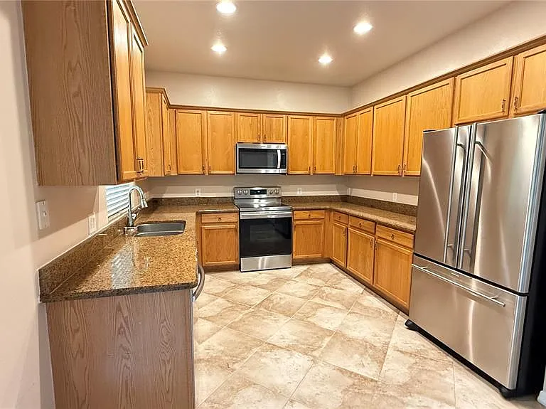 3559 Sunset Isles Blvd — Photo 7