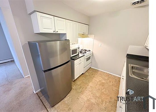 1st image of 4300 Pearson Ave #14