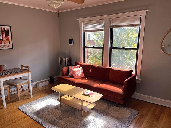 5th image of 3320 W Schubert Ave #2