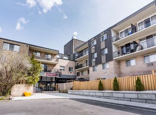 1440 Tyandaga Park Dr, Burlington, ON L7P 3H2
