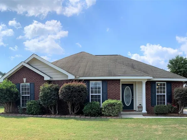 584 River Birch Dr, Prattville, AL 36067
