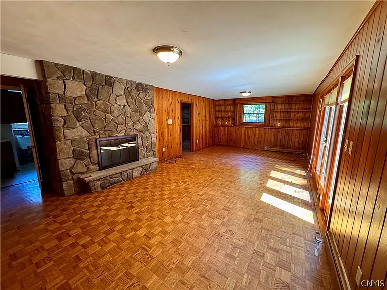 112 Old Farm Rd — Photo 24