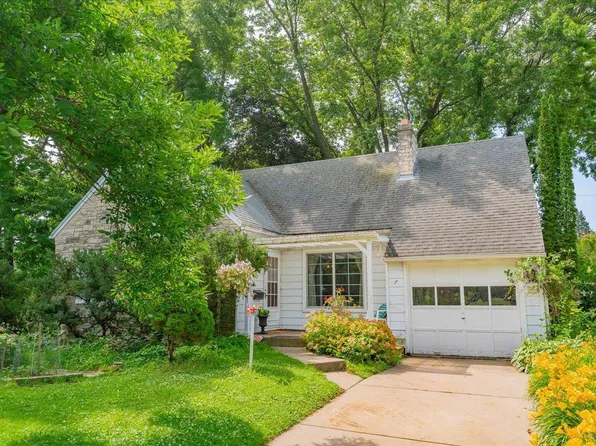 7 Harbort Drive, Madison, WI 53704
