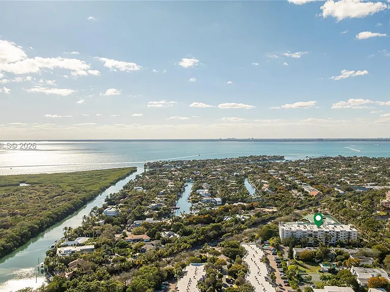 210 Sea View Dr #207 — Photo 44