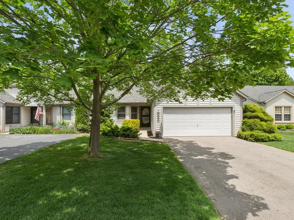 2443 Shoreham Highlands St, Saint Joseph, MI 49085