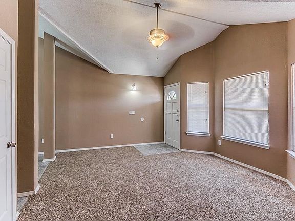 4th image of 337 Tierra Linda Dr