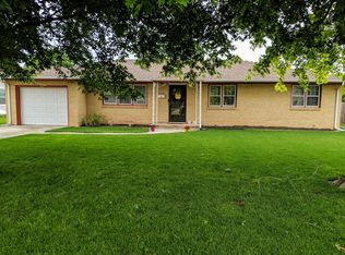 803 S Broadway St, Plainville, KS 67663