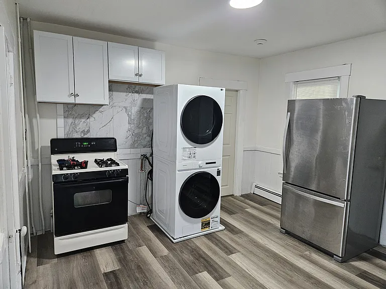 5 Gibson Pl #1 — Photo 11