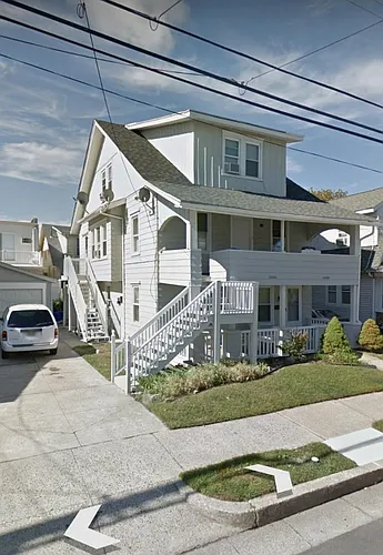 128 N Sacramento Ave #3 Photo 1