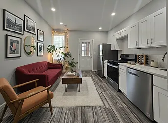 195 30th Street, #1R