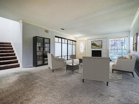 5th image of 4051 Breakwood Dr