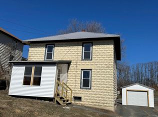 42 Pine St, Madison, ME 04950