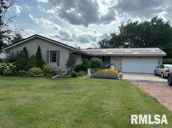 222 SE 5th St, Galva, IL 61434