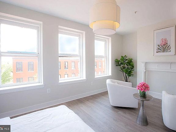 5th image of 1122 N Calvert St APT 1