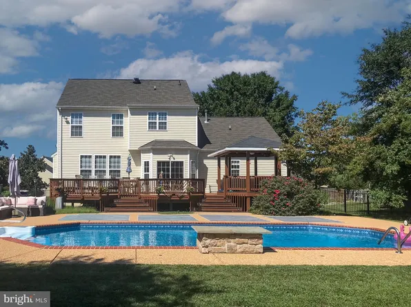 7508 Daughtry Dr, Fredericksburg, VA 22407