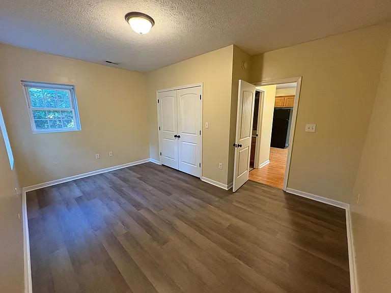 5698C Colonial Hwy — Photo 9