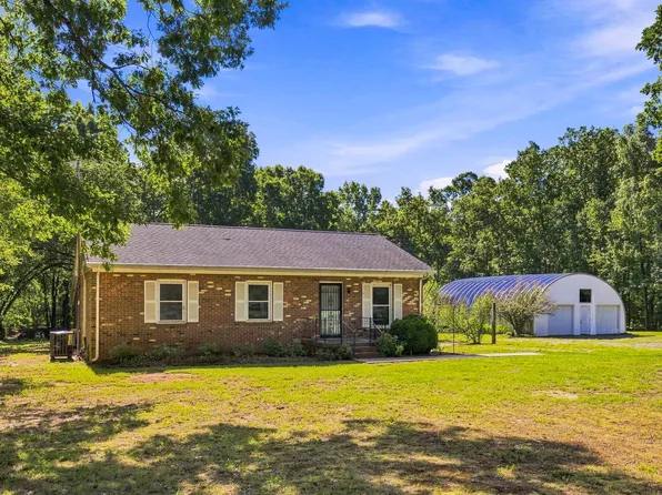 13624 Shannon Hill Rd, Louisa, VA 23093
