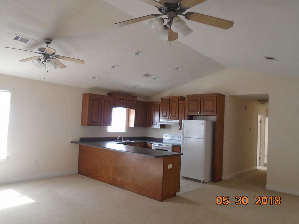 1st image of 402 Club Villa Ct APT 3