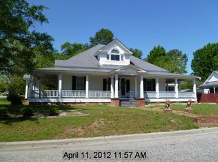 101 Church St, Red Springs, NC 28377