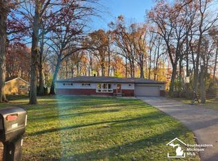 3491 Woodmont Dr, Lambertville, MI 48144