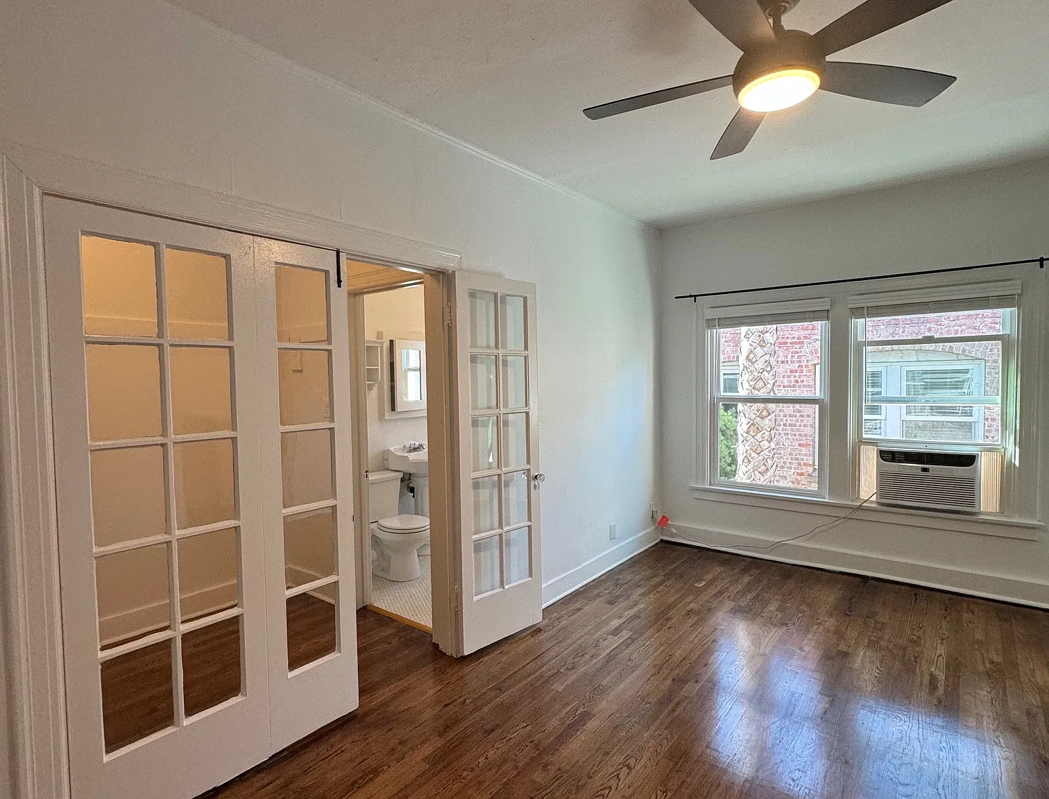 Studio, $1,850 — Photo 1