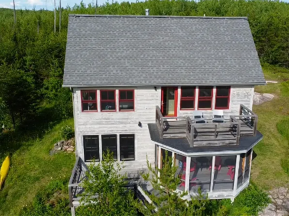 15 Blankenburg Ln, Grand Marais, MN 55604