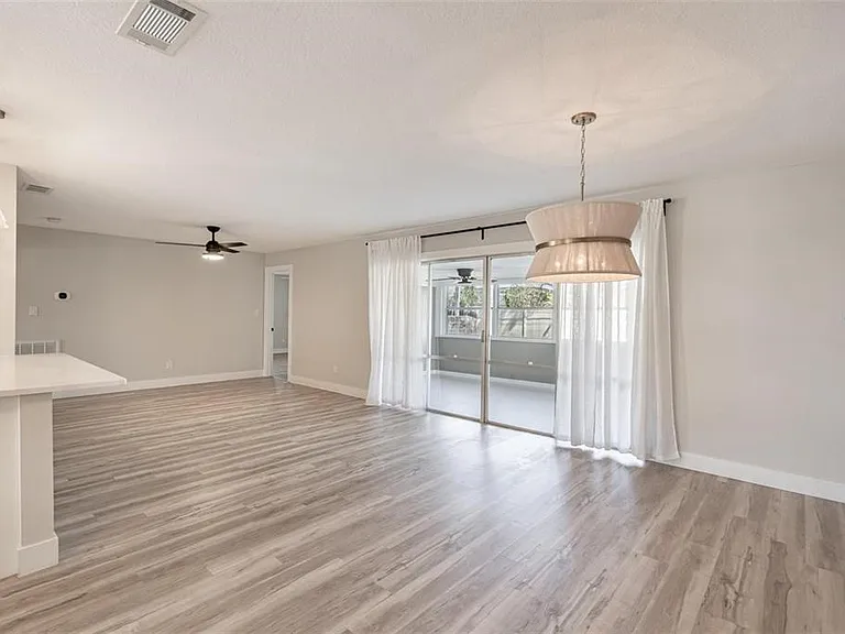 418R Gilbert Rd — Photo 7
